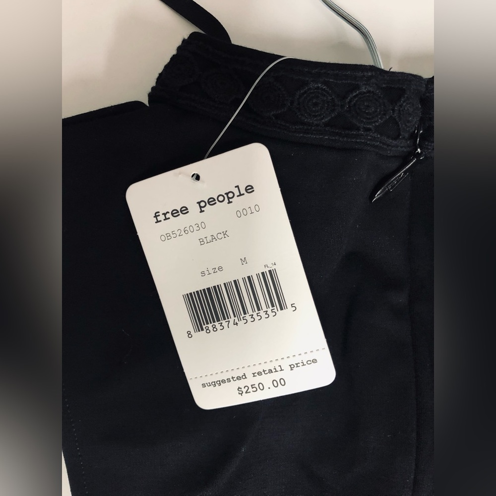 NEW Free people dress in black - Picture 4 of 5